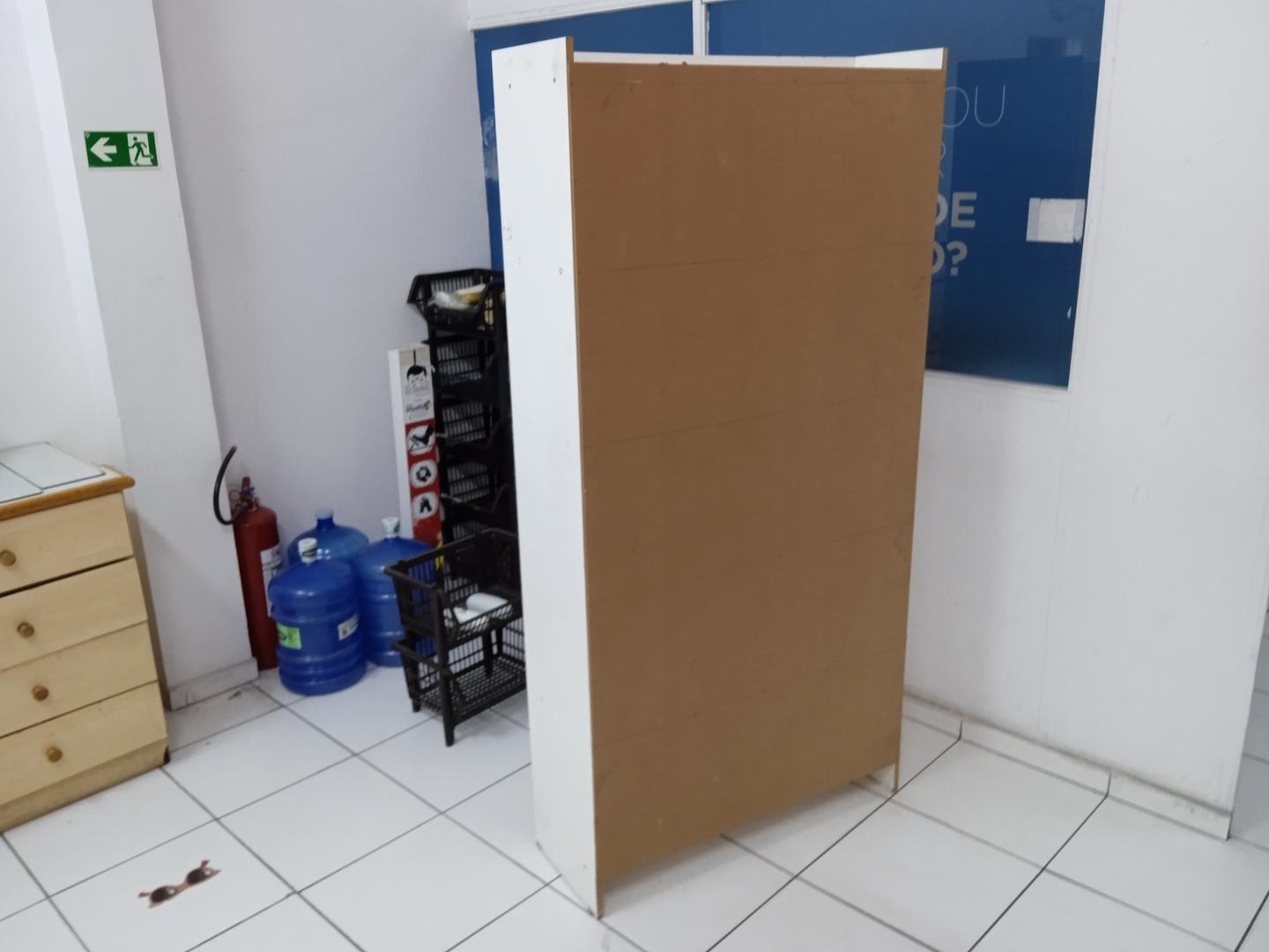 Estante Colméia c/ 15 nichos em MDF Branco 185 cm x 92 cm x 32 cm