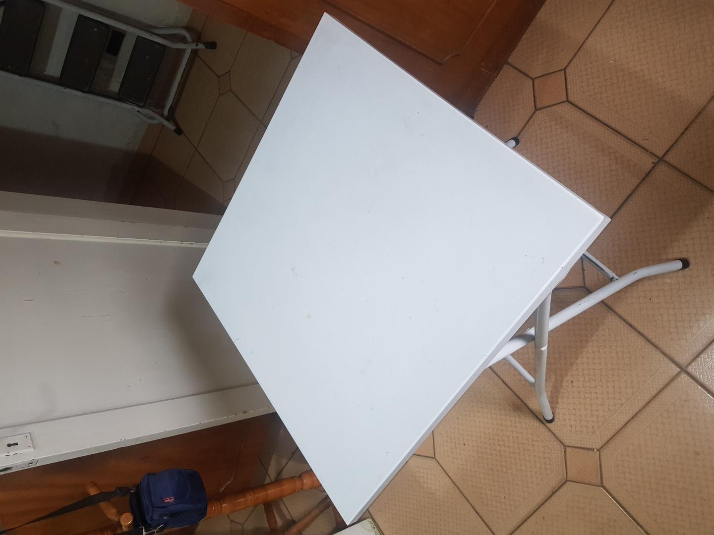 Mesa de bar dobrável em Aço Branco 75 cm x 59 cm x 59 cm