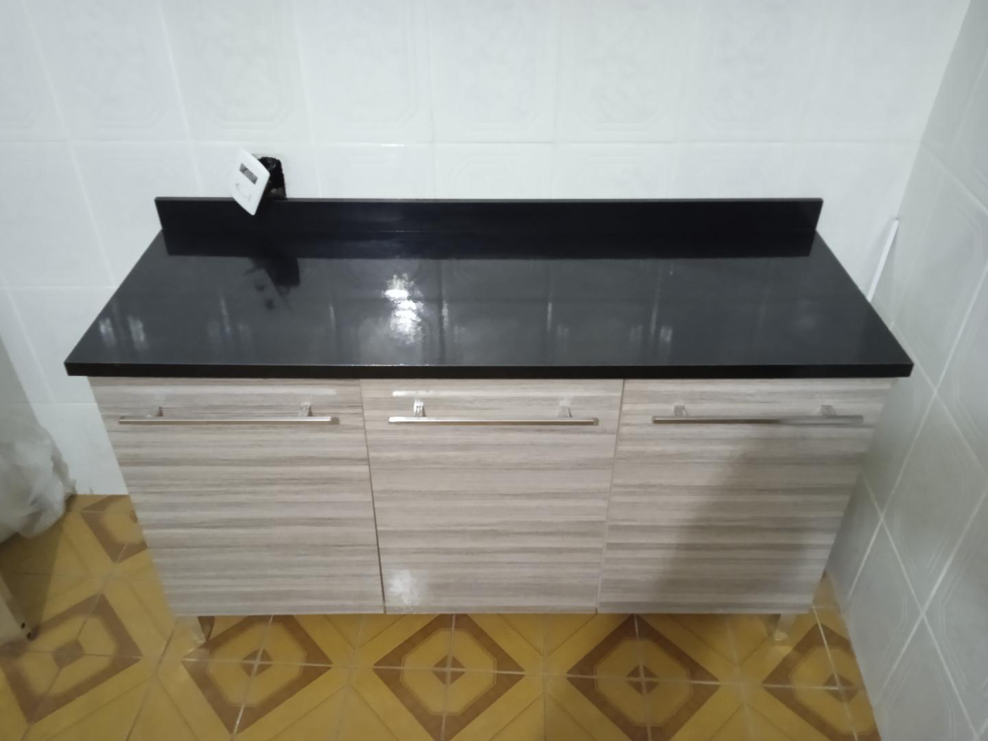 Armário de Cozinha Baixo c/ 3 portas em MDF Bege 87 cm x 137 cm x 51 cm