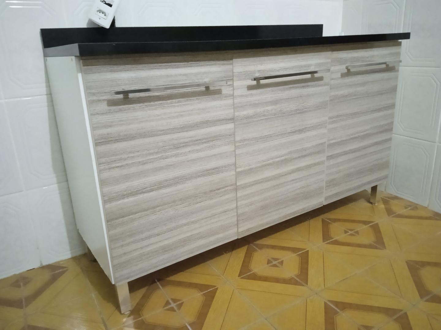 Armário de Cozinha Baixo c/ 3 portas em MDF Bege 87 cm x 137 cm x 51 cm