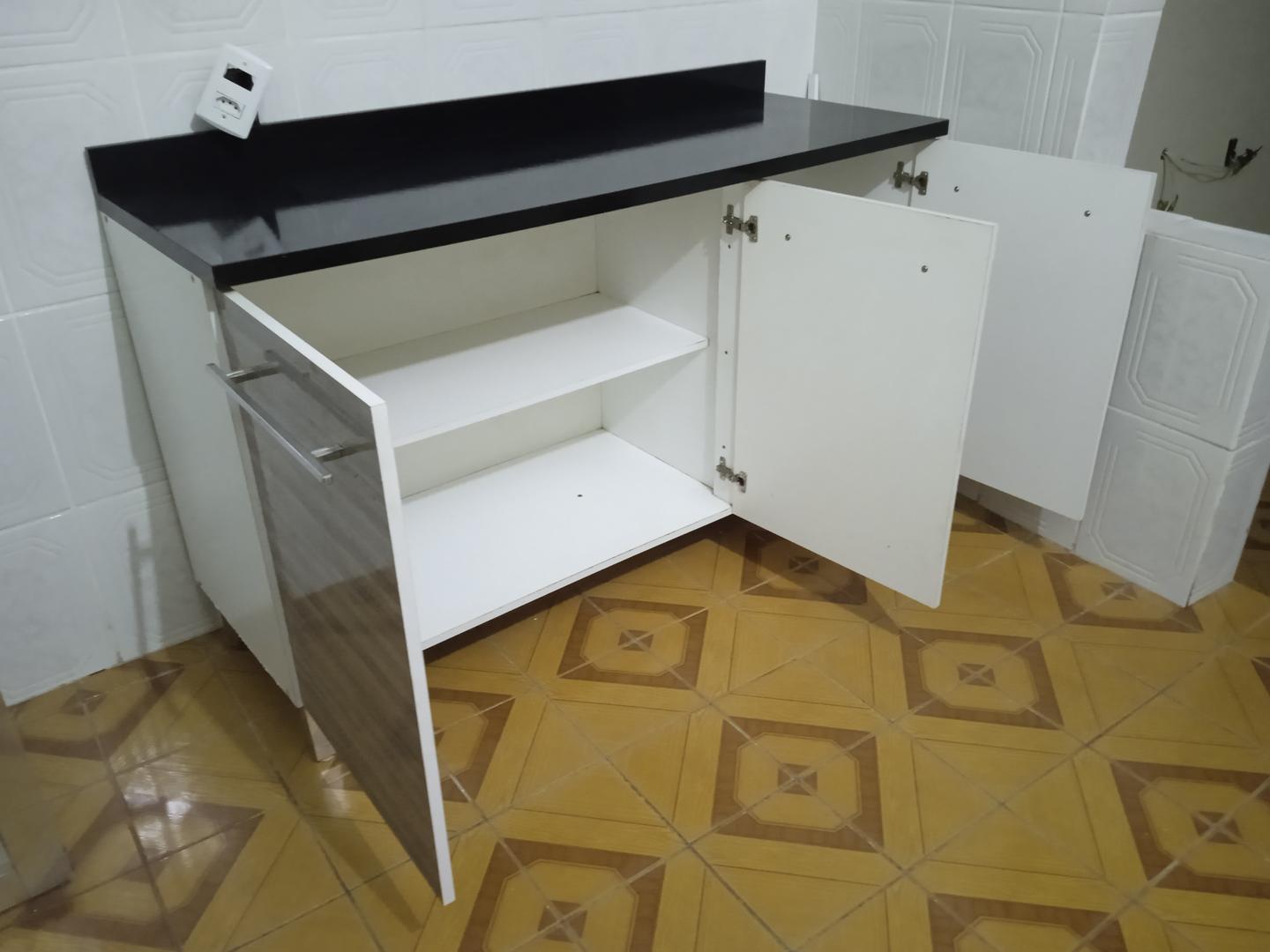 Armário de Cozinha Baixo c/ 3 portas em MDF Bege 87 cm x 137 cm x 51 cm