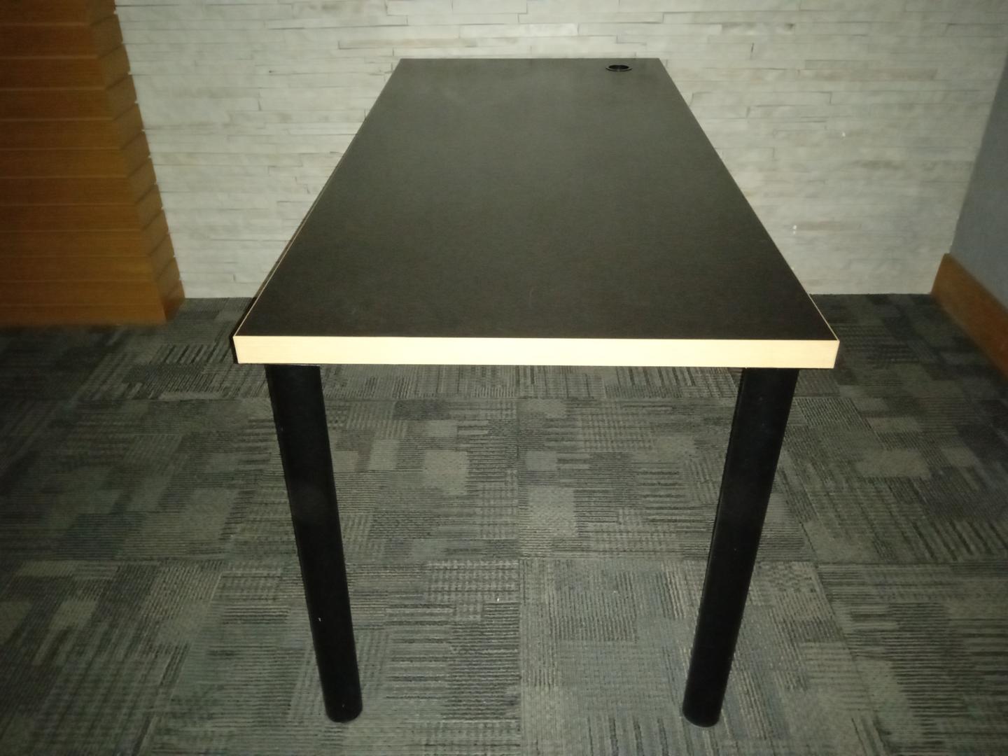 Mesa de apoio Industrial em Aço / MDF Marrom 76 cm x 158 cm x 73 cm