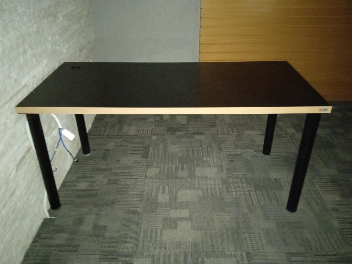 Mesa de apoio Industrial em Aço / MDF Marrom 76 cm x 158 cm x 73 cm