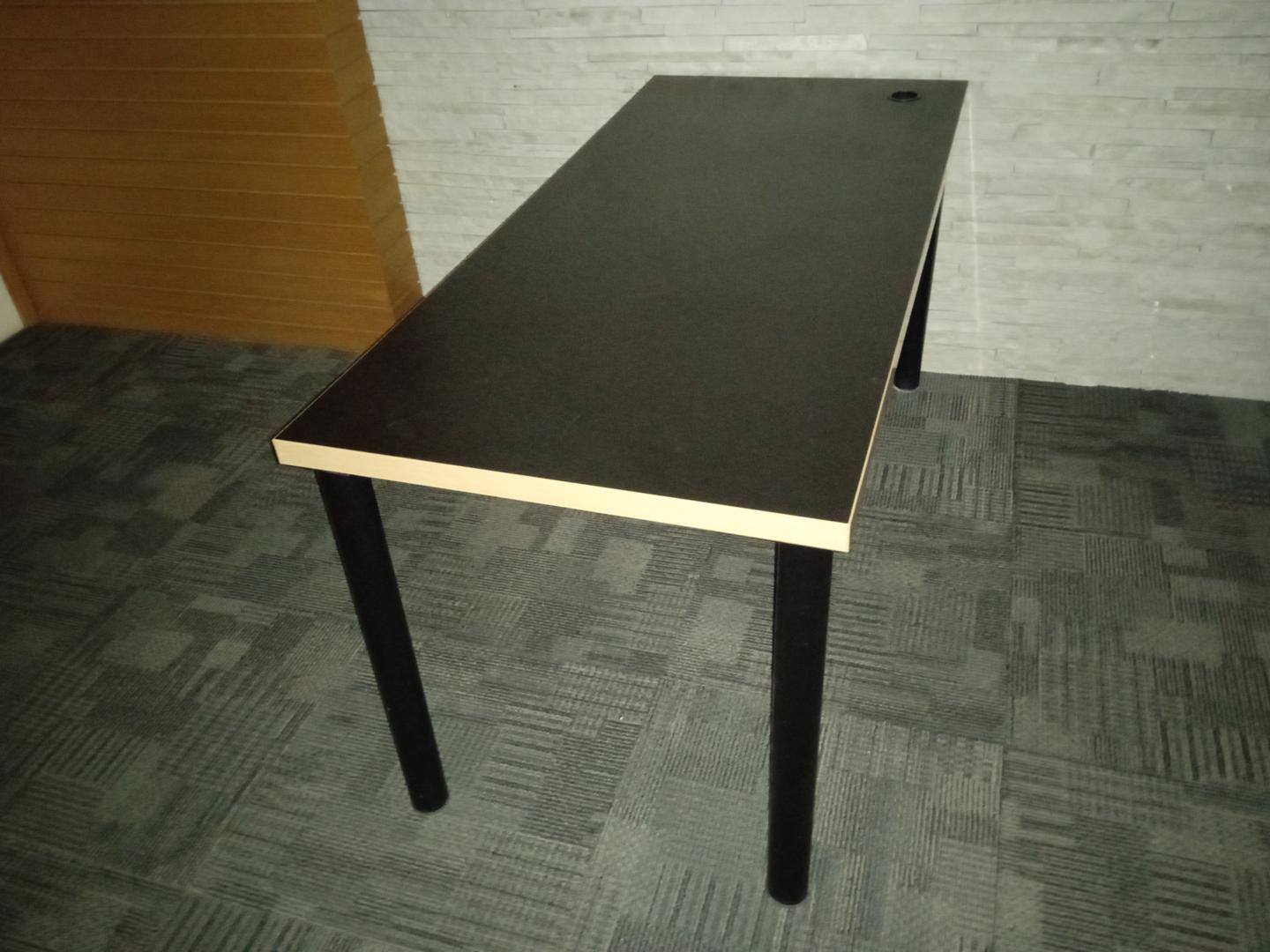 Mesa de apoio Industrial em Aço / MDF Marrom 76 cm x 158 cm x 73 cm