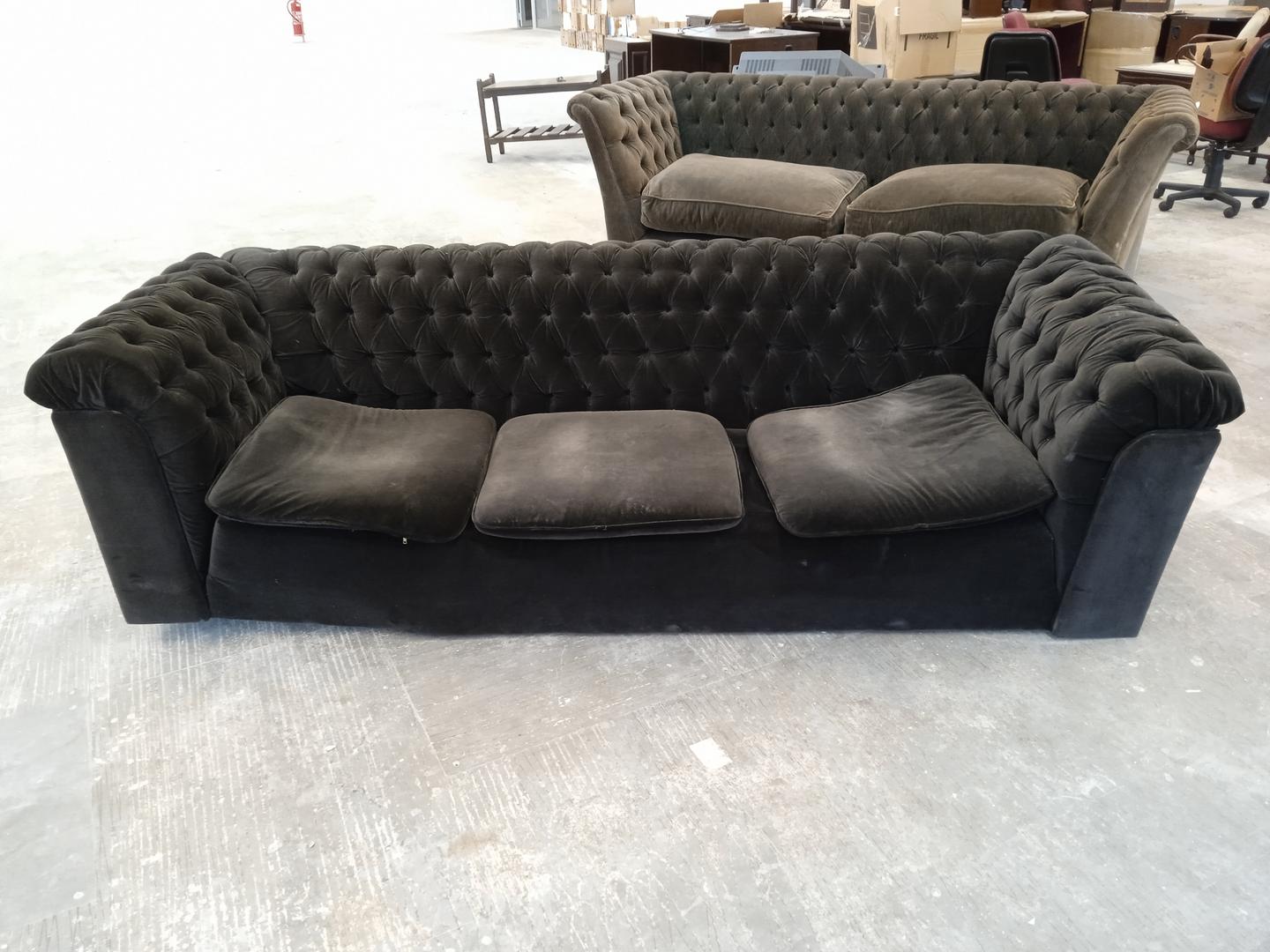 Sofá c/ 3 lugares Chesterfield em Estofado / Tecido Preto 70 cm x 240 cm x 90 cm