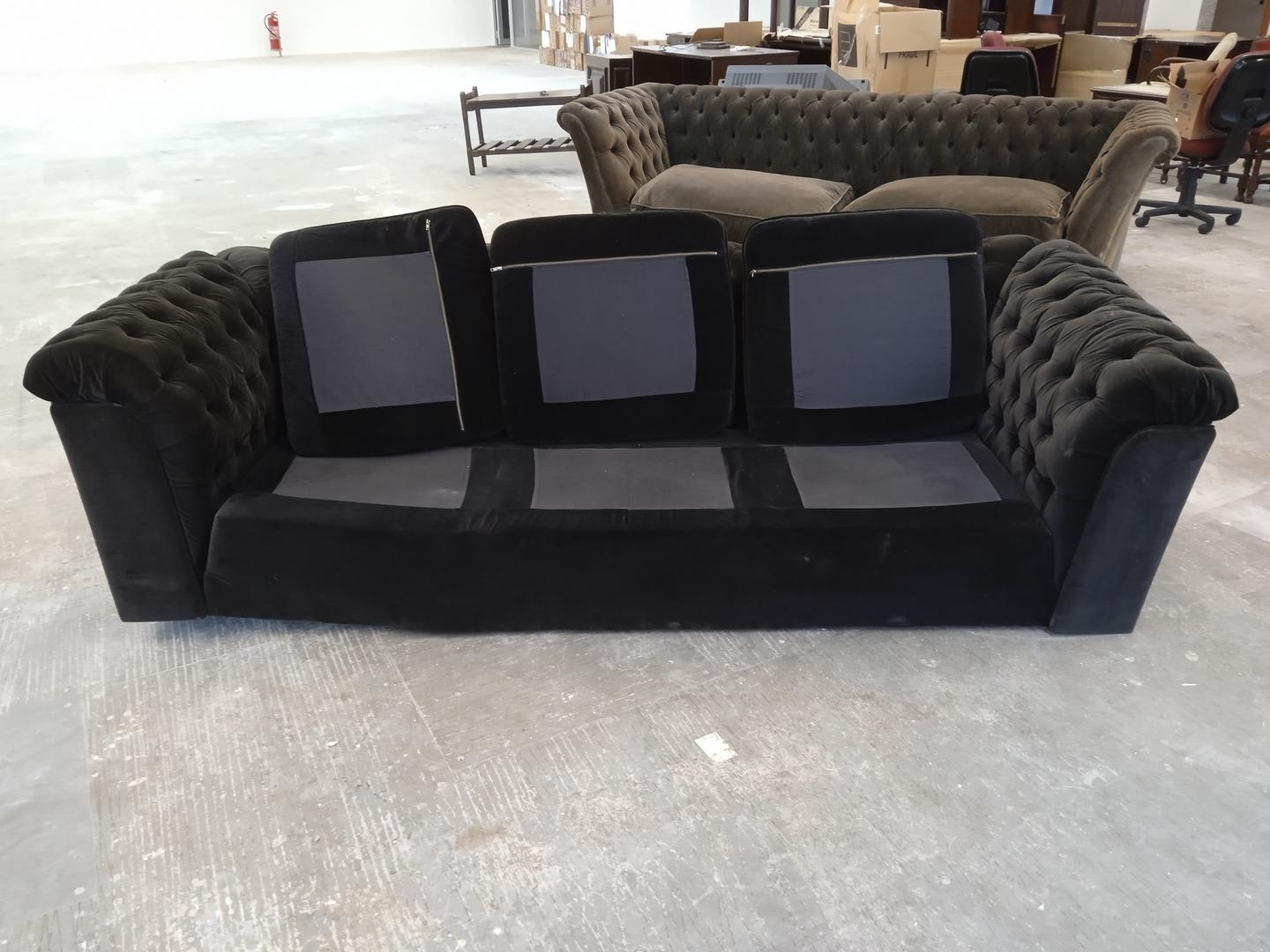 Sofá c/ 3 lugares Chesterfield em Estofado / Tecido Preto 70 cm x 240 cm x 90 cm