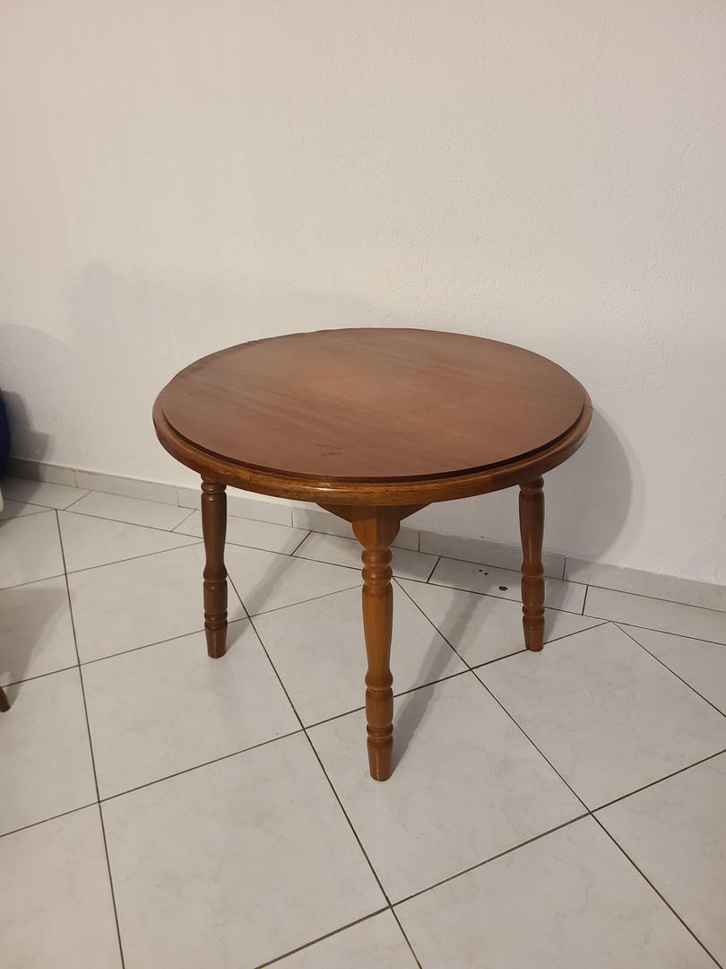 Mesa de Jantar redonda em MDF Marrom 75 cm x 94 cm x 94 cm