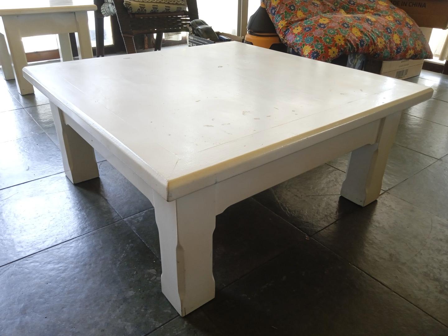 Mesa de centro em Madeira Branco 40 cm x 90 cm x 90 cm