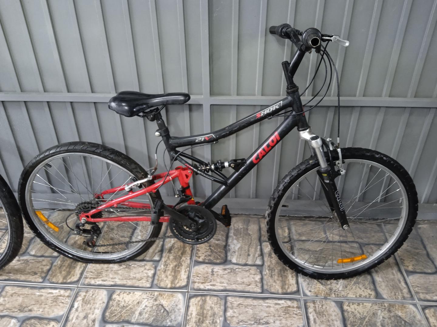 Bicicleta Caloi 21 V Shok em Aço Preto 96 cm x 160 cm x 25 cm