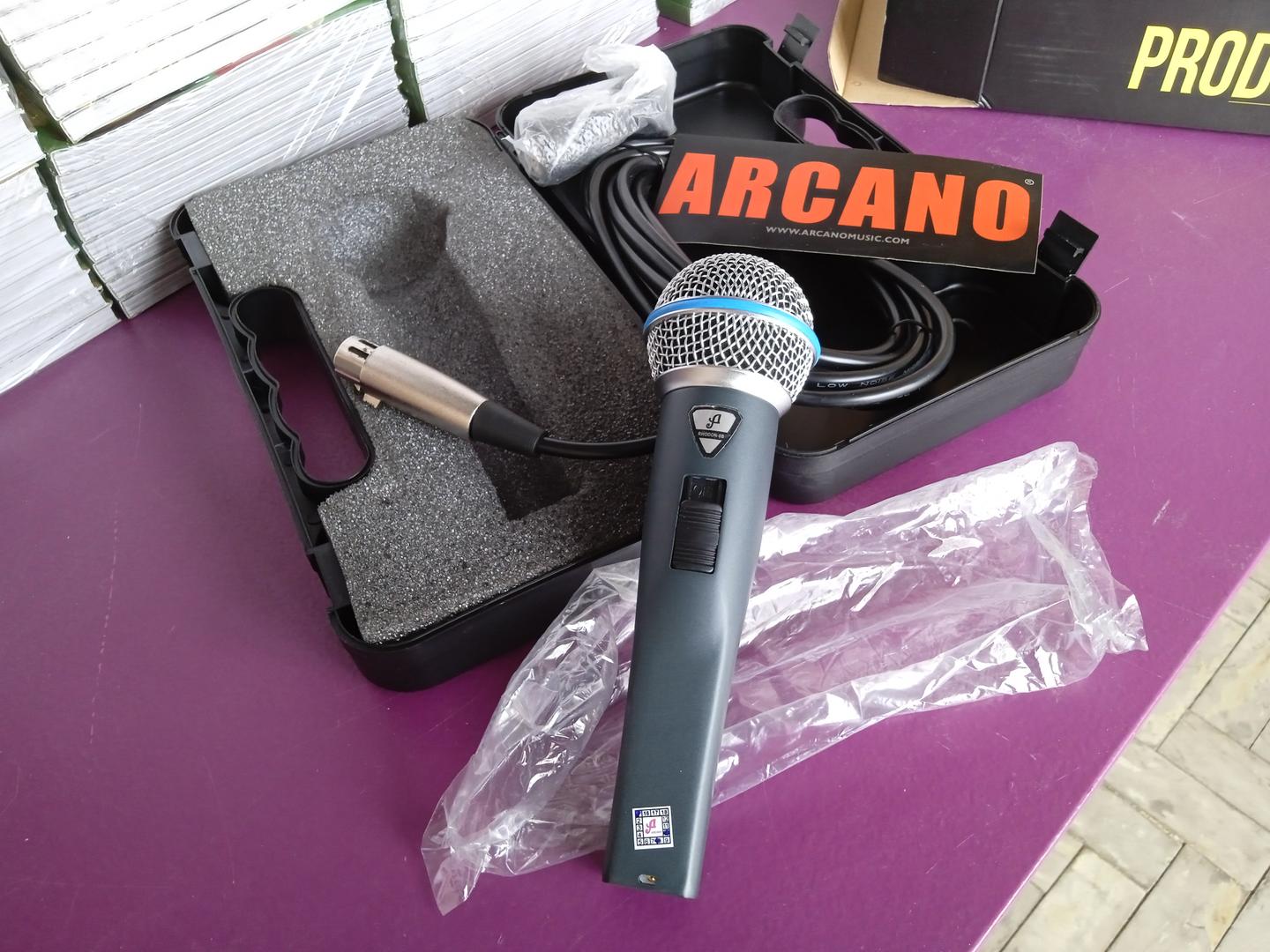 Microfone Arcano Alberflex Rhodon-8B Preto