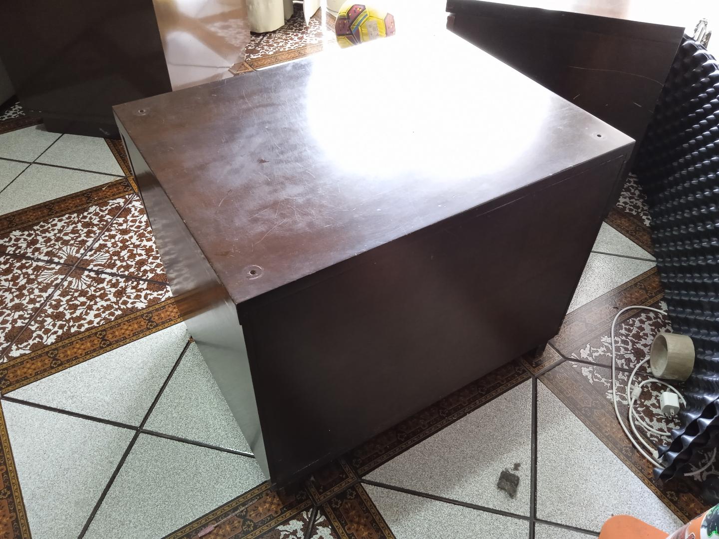 Mesa de cabeceira c/ 2 gavetas em Madeira Marrom 48 cm x 60 cm x 46 cm