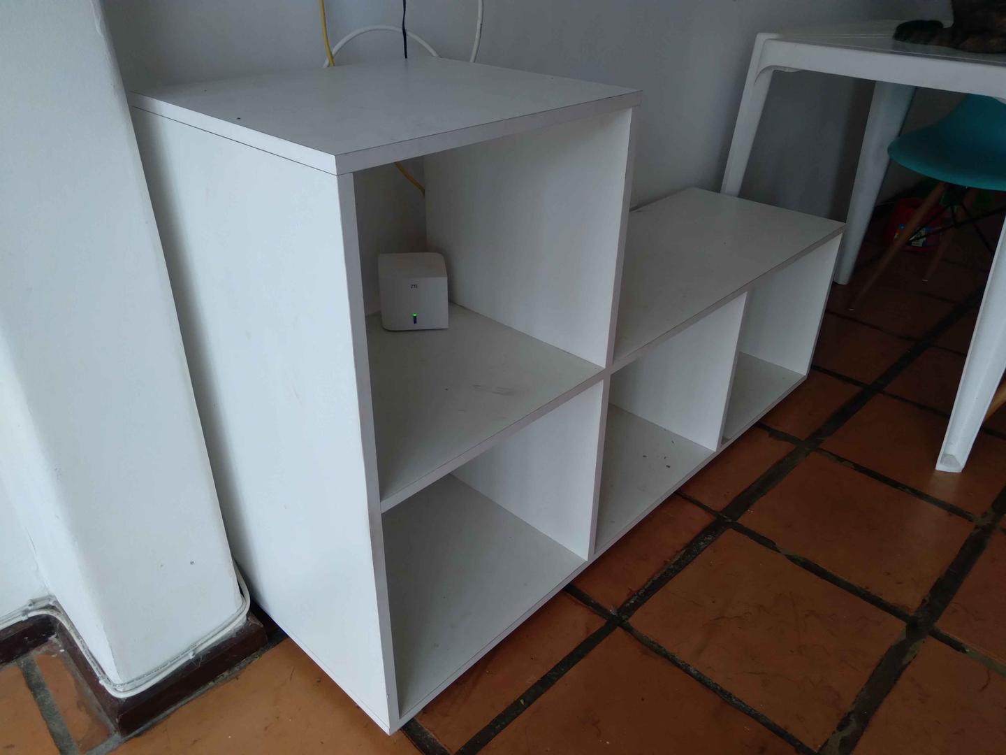 Estante baixa c/ 4 nichos em MDP Branco 73 cm x 120 cm x 36 cm