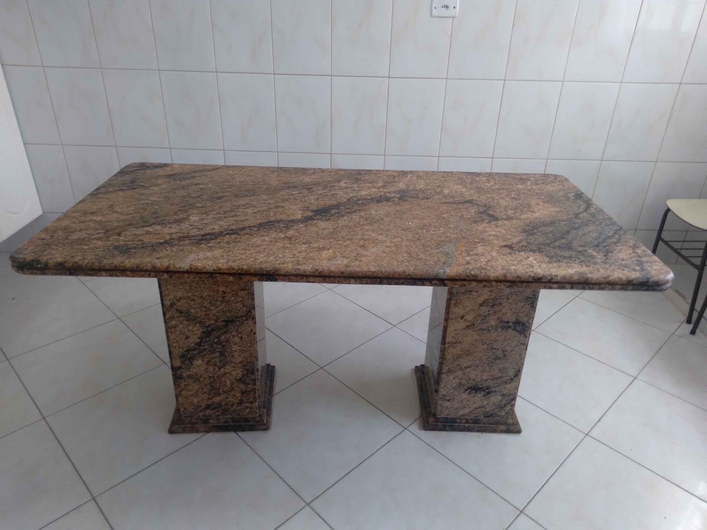 Mesa de jantar  em Mármore Marrom 78 cm x 80 cm x 160 cm