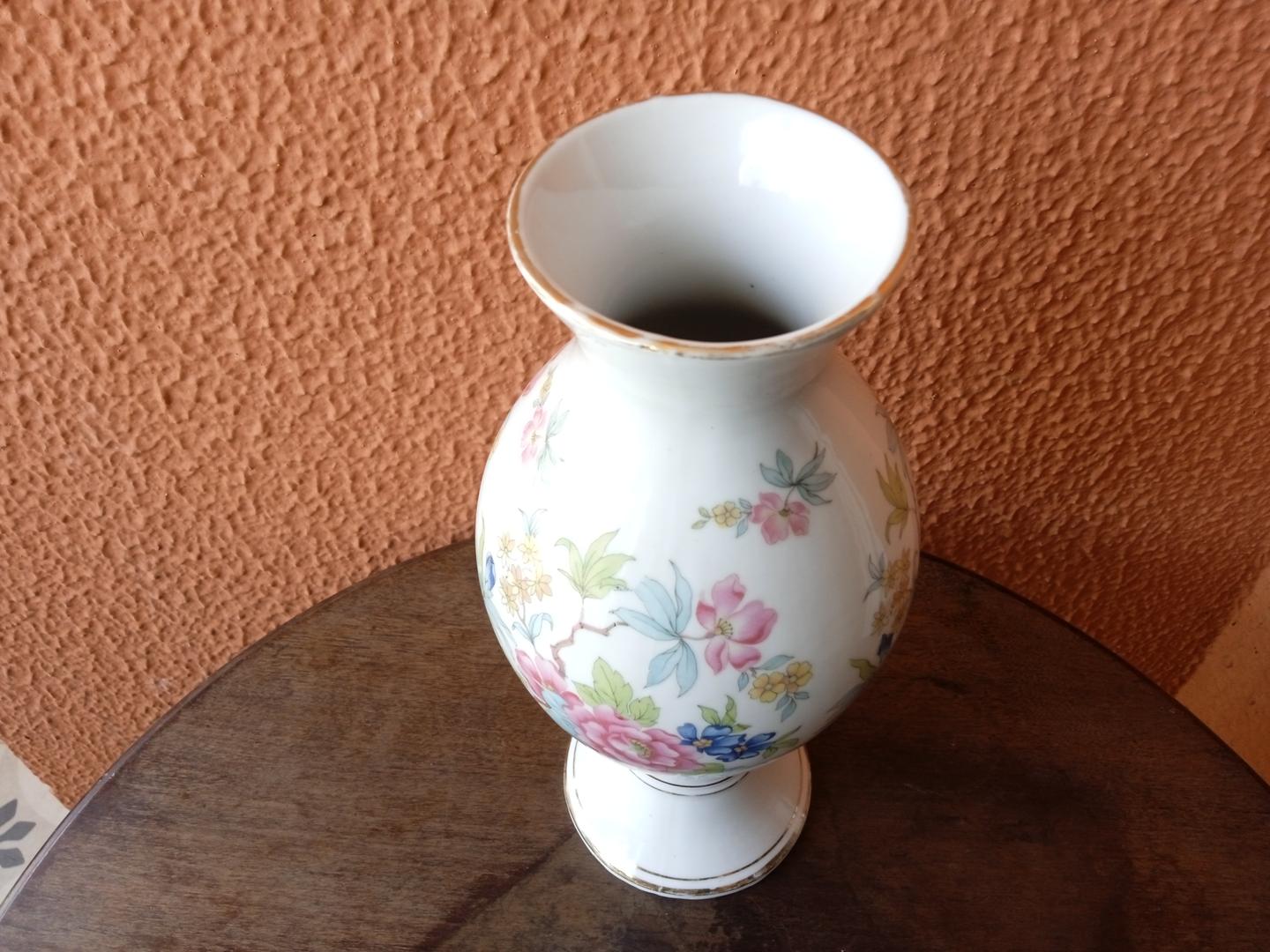 Vaso Decorativo São Pedro em Porcelana Branco 25 cm x 15 cm x 15 cm