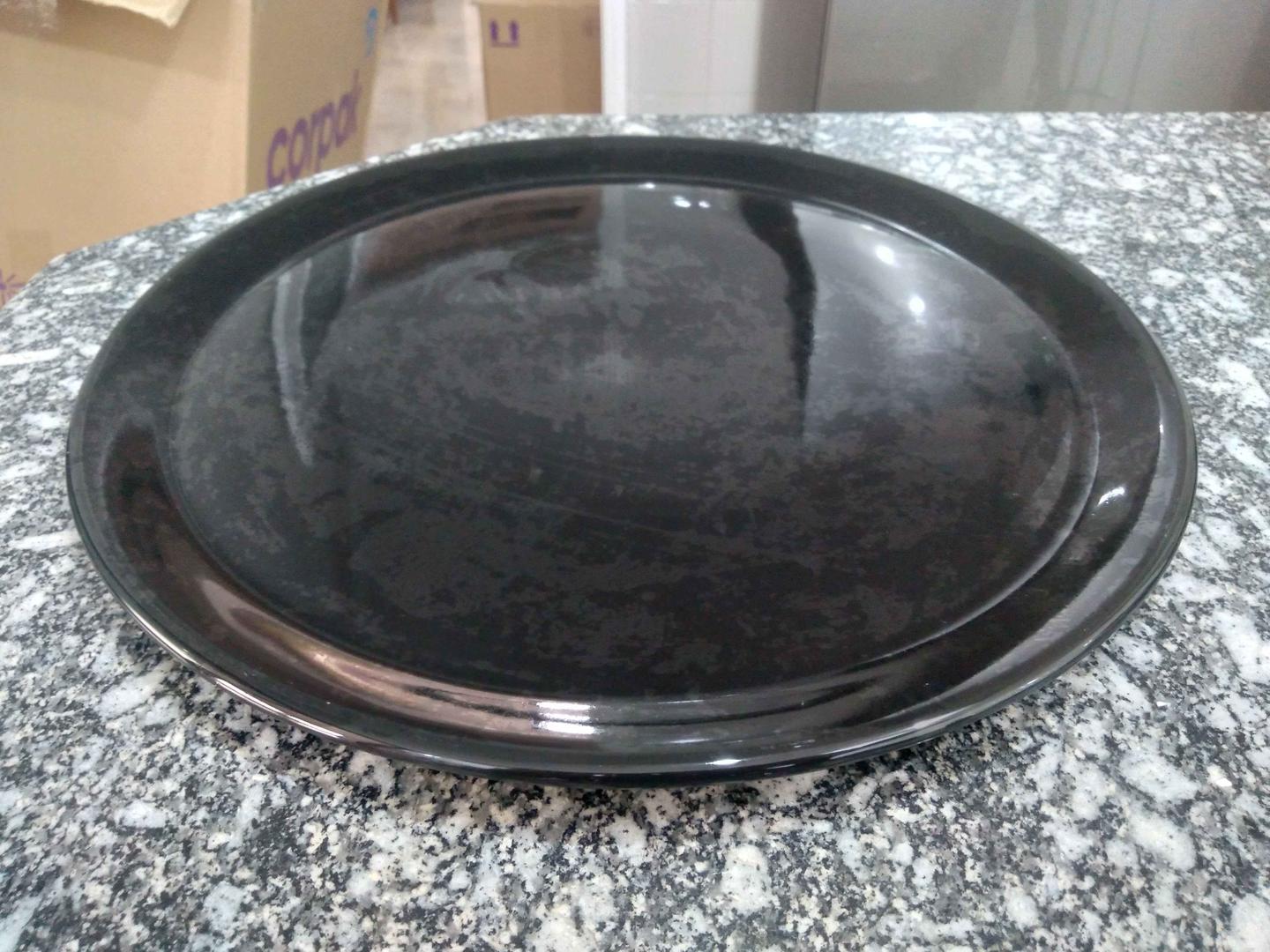 Bandeja redonda  em Cerâmica Preto 1 cm x 38 cm x 38 cm